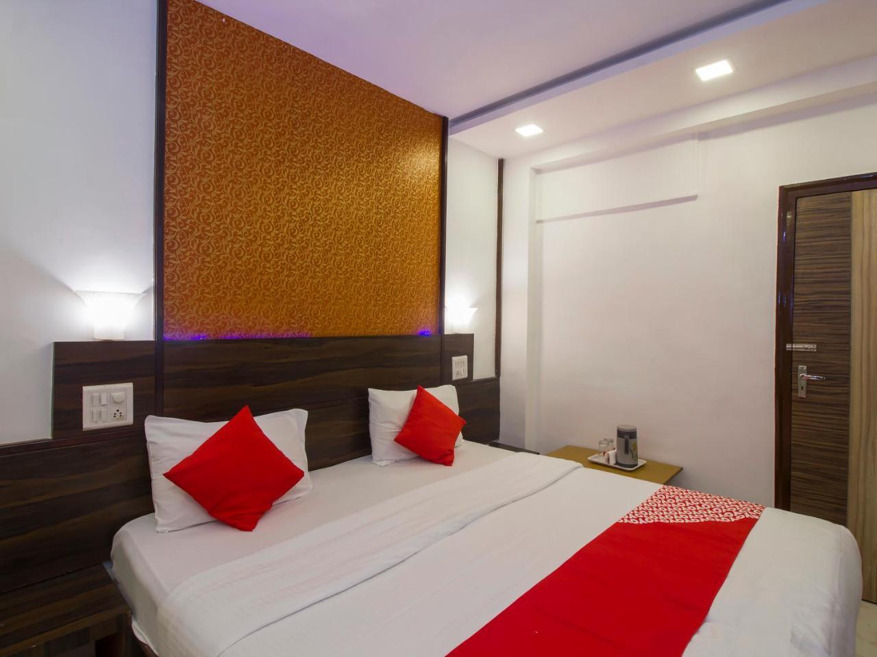 Oyo Flagship 19825 Hotel Panchratna Panvel Zewnętrze zdjęcie