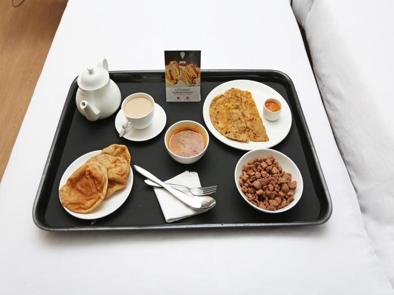 Oyo Flagship 19825 Hotel Panchratna Panvel Zewnętrze zdjęcie