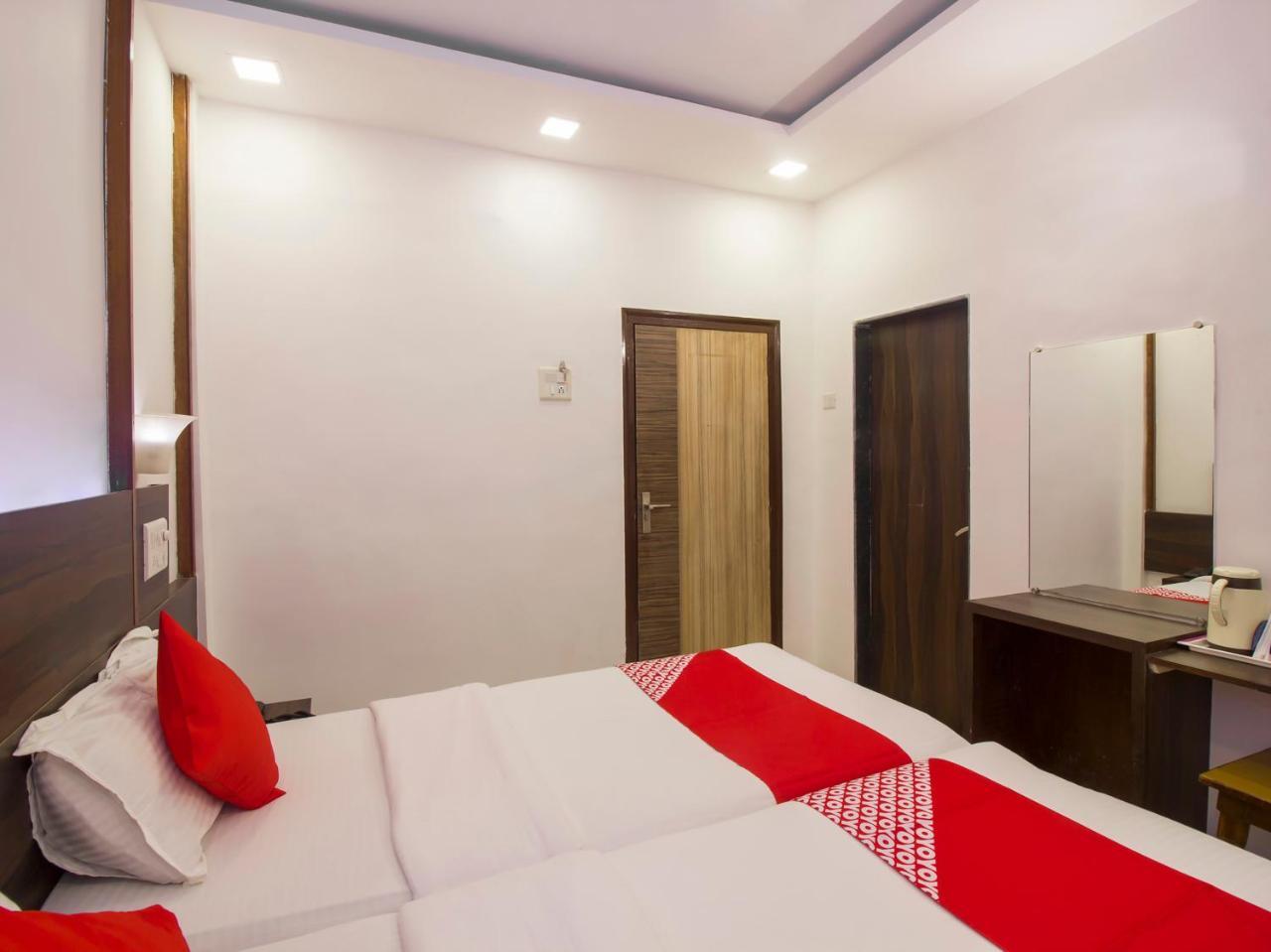Oyo Flagship 19825 Hotel Panchratna Panvel Zewnętrze zdjęcie