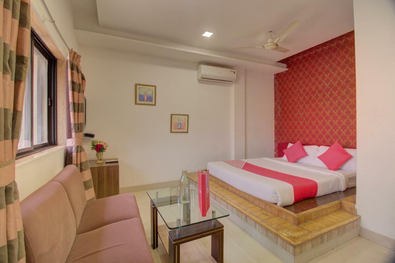 Oyo Flagship 19825 Hotel Panchratna Panvel Zewnętrze zdjęcie